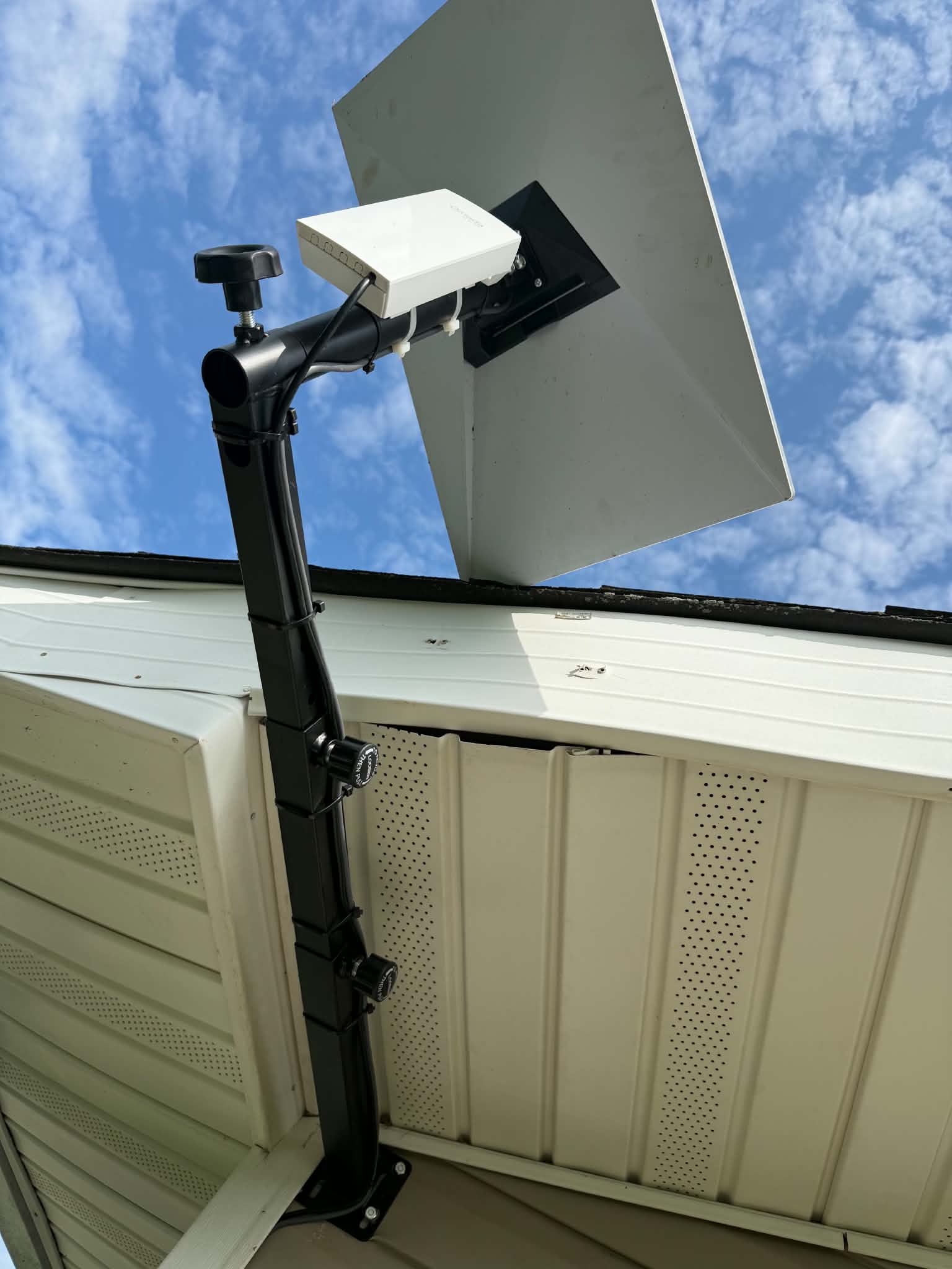 Under-eave mount w/Point-to-Point completed by Mann's Starlink Contracting